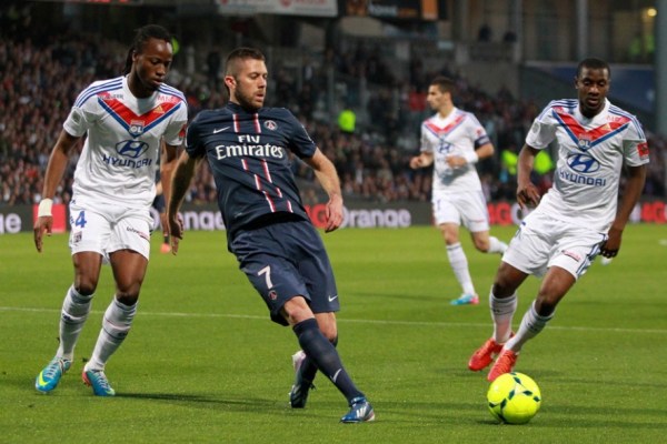 记者：弗拉泰西暂停与国米谈续约，可能为冬窗离队向国米施压（记者：弗拉泰西搁置与国米续约，或以冬窗转会施压）