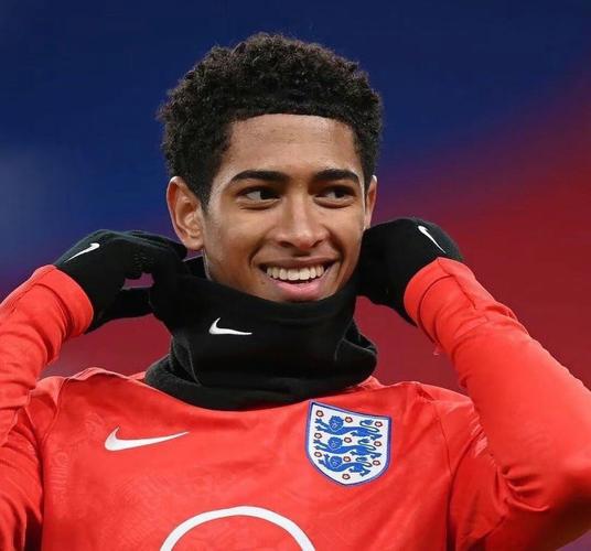 国际米兰0比1利物浦，巴萨2比1法兰克福（利物浦1-0击败国际米兰，巴萨2-1力克法兰克福）