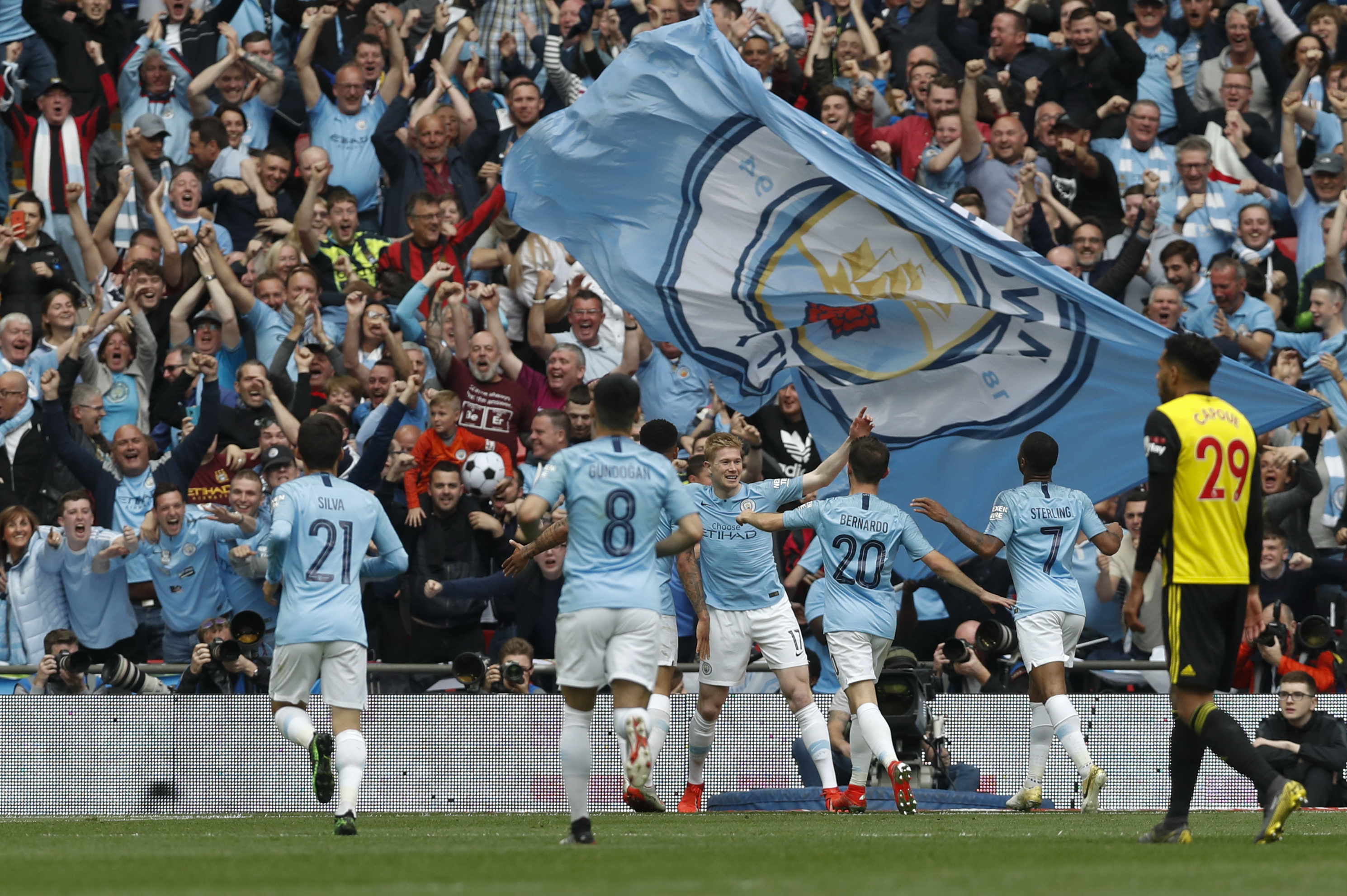 官方：诺里斯确认明年将使用1号作为自己的车号（官方宣布：诺里斯明年将启用1号参赛号码）