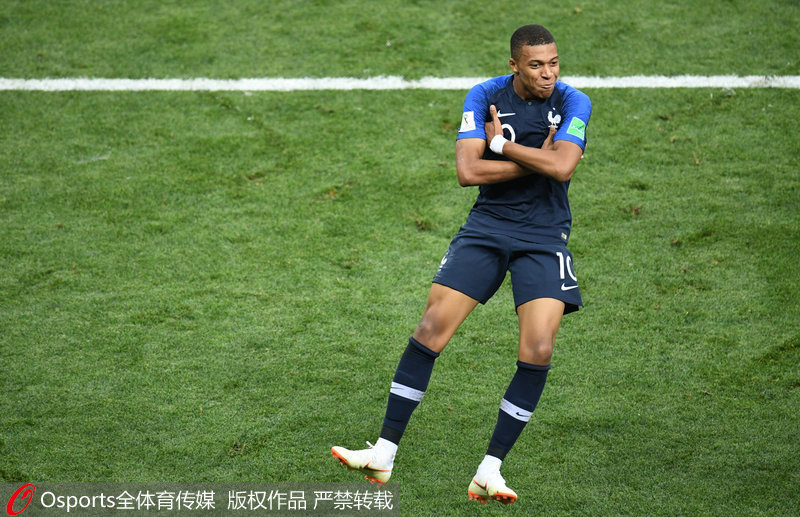 拉齐奥vs博洛尼亚：罗马尼奥利、贡多齐首发，奥尔索利尼、胡安-米兰达出战