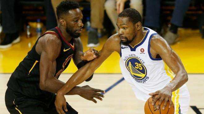 国乒人事震动！王励勤、王皓掌权暗藏玄机，马琳去向成最大悬念（国乒高层变动：王励勤、王皓上位藏伏笔，马琳去向成焦点）