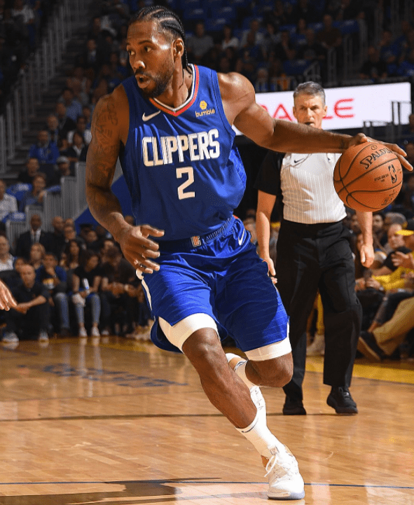 椰子：踢后卫让库普恢复信心；DV9受伤是戴维和奥蓬达的机会（椰子：让库普客串后卫助其重拾信心，DV9伤退成戴维与奥蓬达良机）