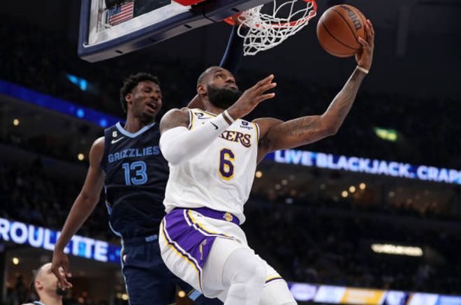 广东男篮末节逆转浙江（广东男篮末节翻盘浙江）