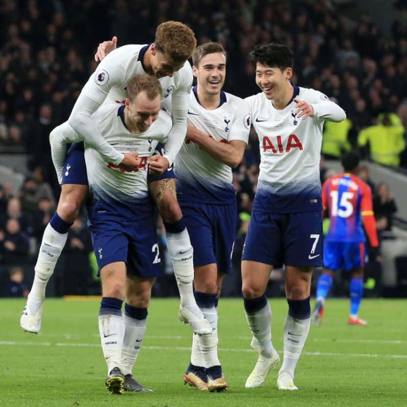 埃及主帅：萨拉赫是一名顶级球员，他将与埃及国家队创造历史（埃及主帅盛赞萨拉赫：顶级球星，将携手国家队书写历史）