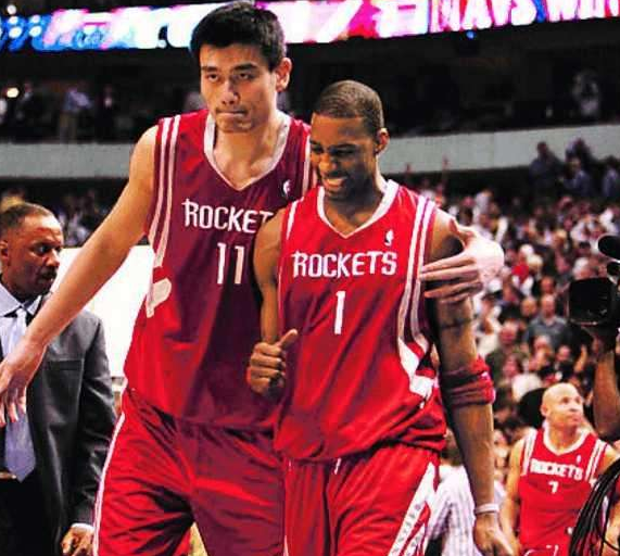 德转列左边锋身价榜：维尼修斯1.5亿欧居首，KK第二（德转左边锋身价排名：维尼修斯1.5亿欧领跑，KK位列第二）