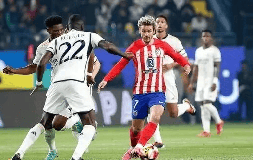 小克鲁伊夫：因女儿患癌辞去巴萨总监；中国执教的三年很愉快