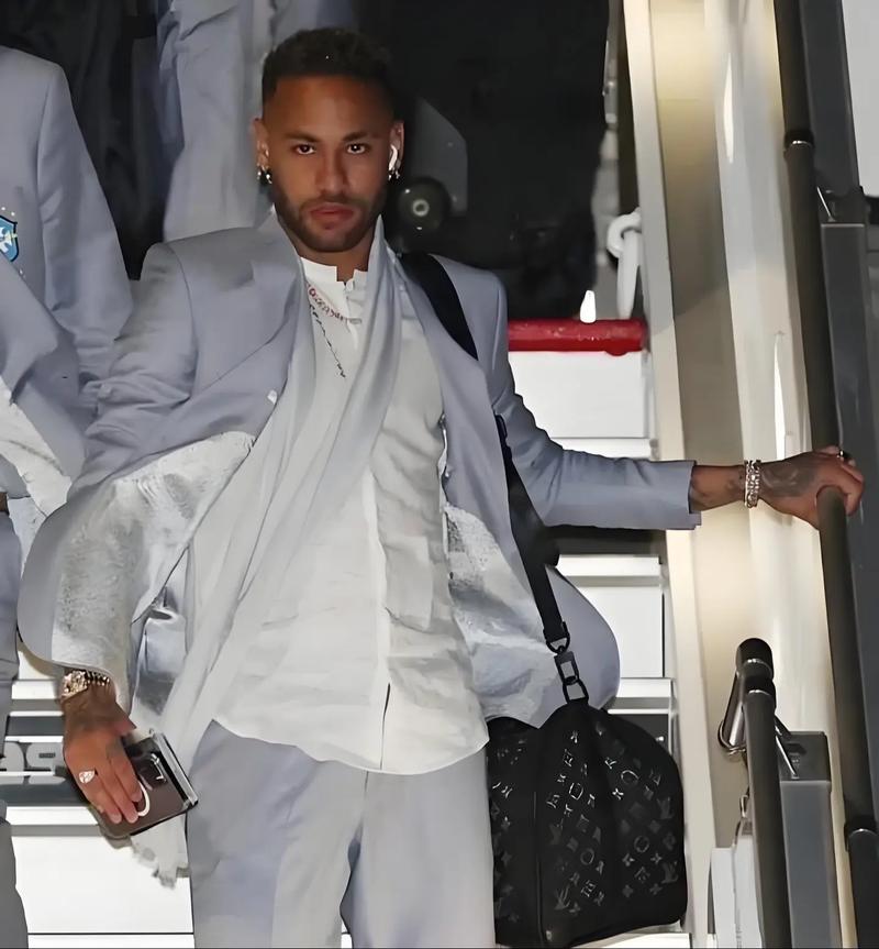 马拉：至今不能接受被门兴解雇 喜欢球迷称呼我“马拉多纳”（马拉称仍难接受被门兴解雇：喜欢球迷叫我“马拉多纳”）